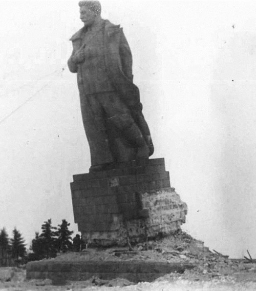 Дело 20 съезда живет